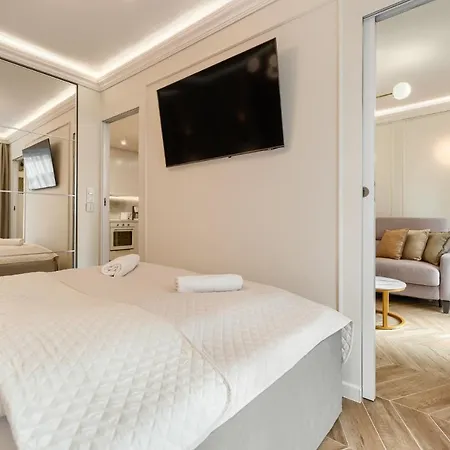 Ostsee Suntowers Taras * سفينويتشي