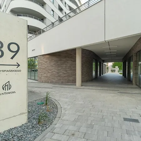 Ostsee Suntowers Taras * سفينويتشي